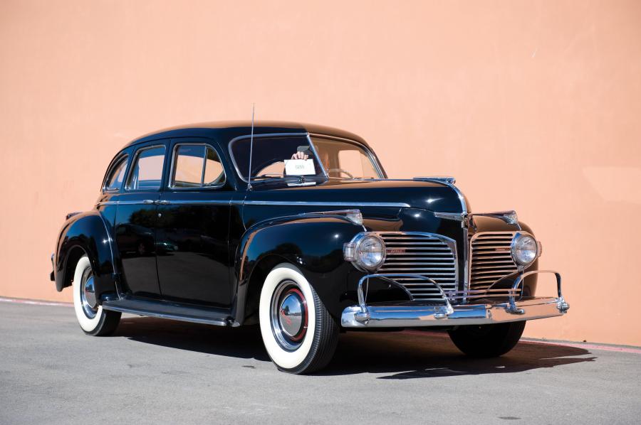  Dodge Luxury Liner Custom Town Sedan 1941 года  (фото 1 из 8)